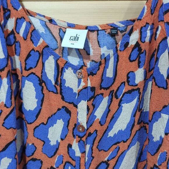 Cabi Blouse Womens Small Multicolor #5040 Isla Cami Animal Print Button Front - Picture 3 of 10